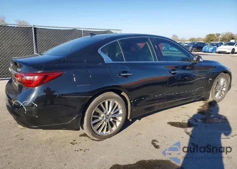 2018 Infiniti Q50 Luxe z USA, uszkodzony, nr VIN JN1EV7AP2JM351212